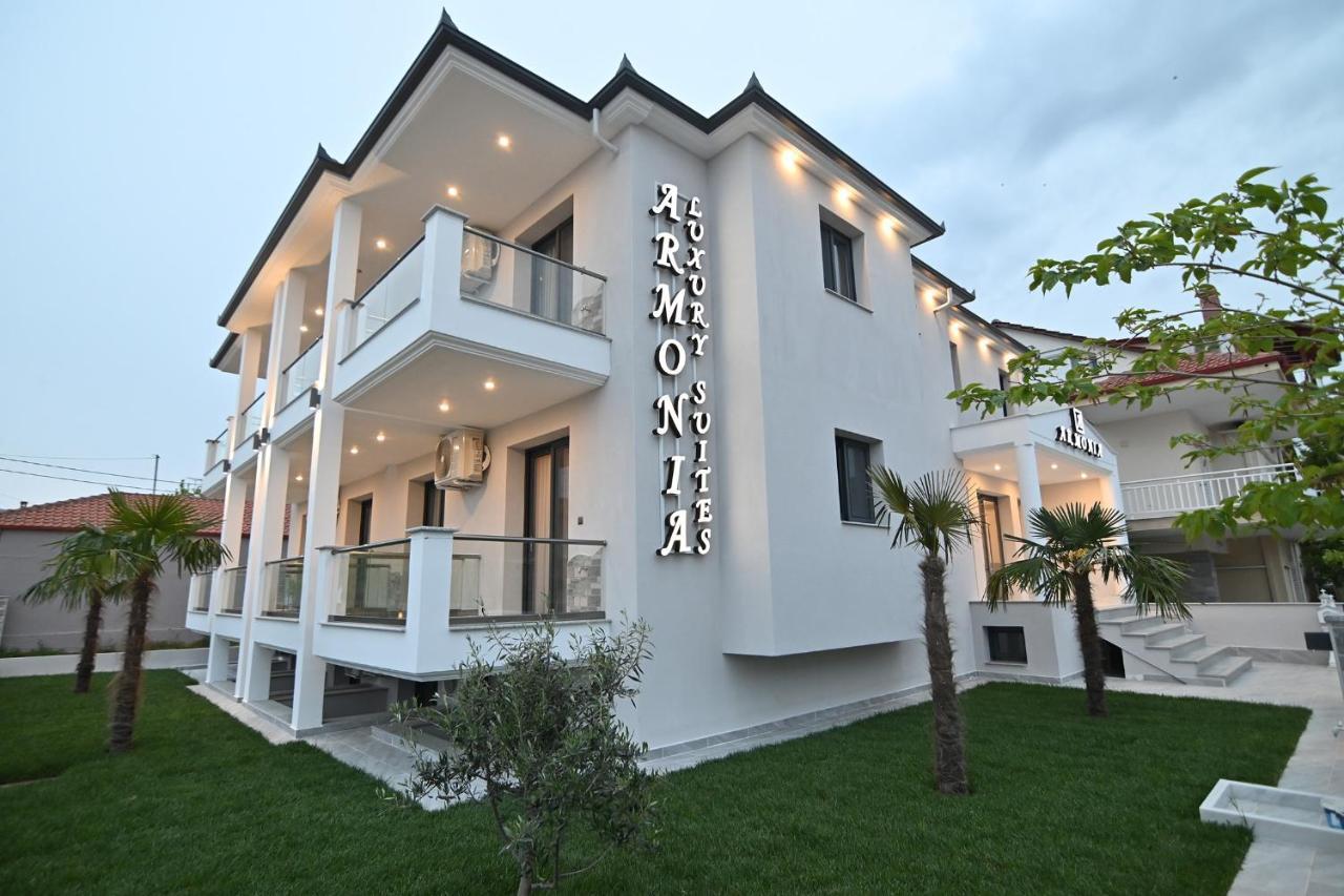 Armonia Luxury Suites Vrasná Exterior foto