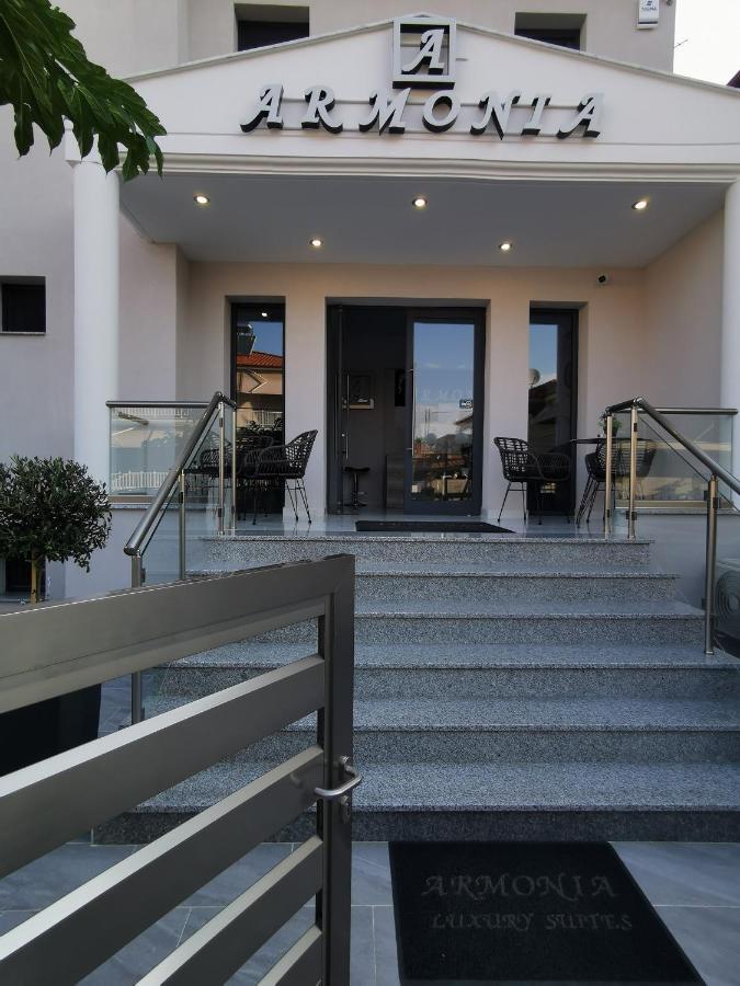 Armonia Luxury Suites Vrasná Exterior foto